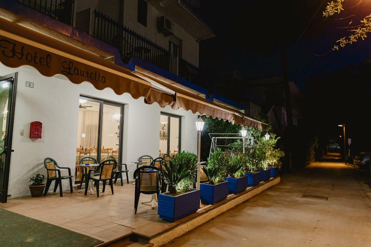 Hotel Lauretta 벨레지아아지마리나 외부 사진
